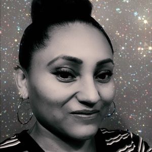 Meet your Posher, Rocio